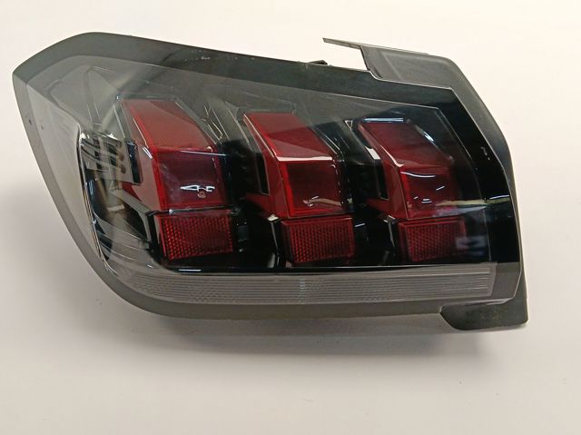 Задняя левая внешняя фара Peugeot/Citroen 9823216780 цена, от 5943.13 UAH