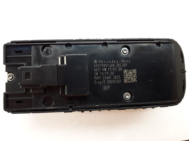 A90790514089051 Mercedes Кнопки переднего левого стекло подъёмника