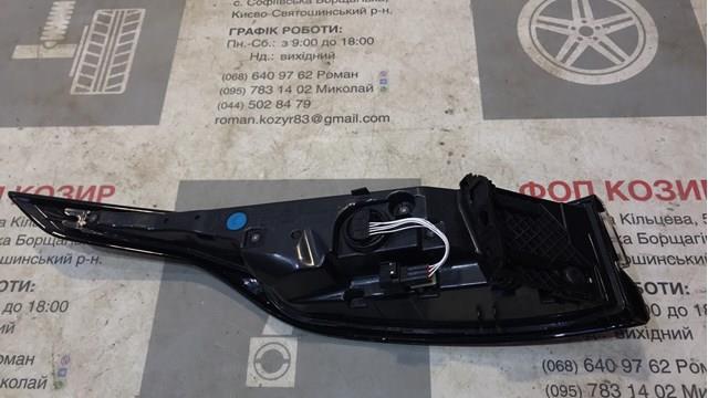 Купить LR111108 Land Rover Стоп задний