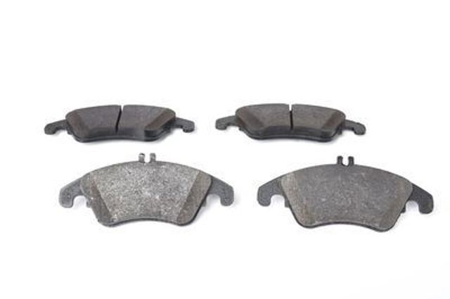 Передние тормозные колодки 986494263 Bosch