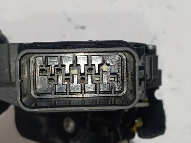 Замок двери задней правой 6M2AR26412BD Ford