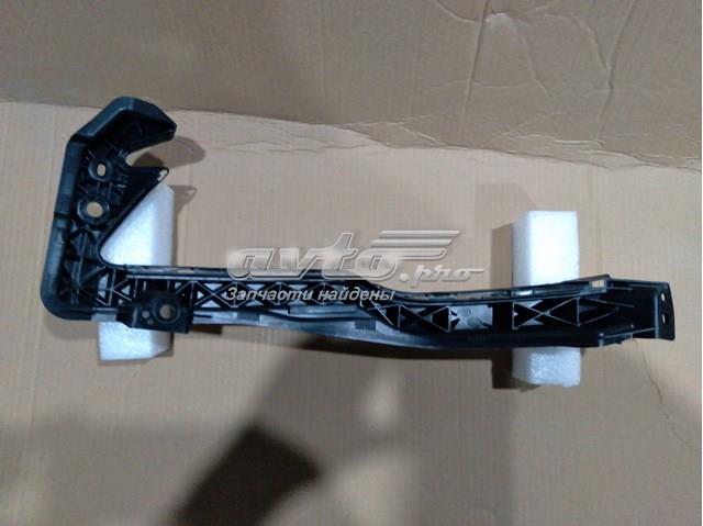 Кронштейн бампера переднего внешний правый FPS FP3029932 цена, от 16.80 USD
