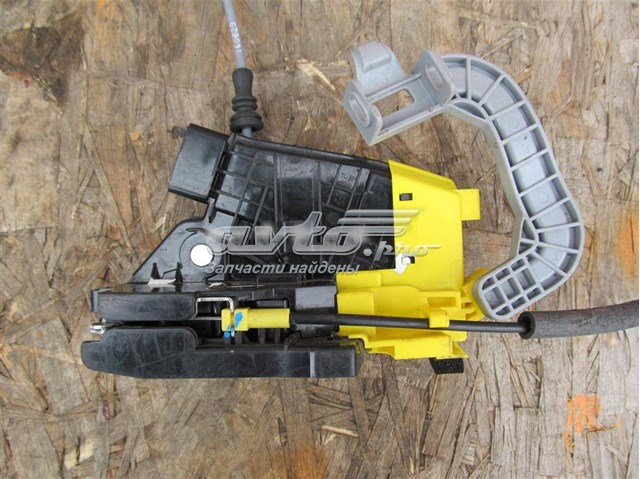 81410F1210 HYUNDAI Cerradura de puerta trasera izquierda original y equivalente