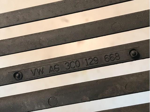 Корпус воздушного фильтра в сборе VAG 3C0129668 цена, от 6.20 USD