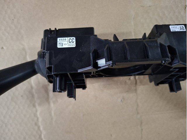 Переключатель подрулевой, левый Mazda VA5666122 цена, от 101.36 USD
