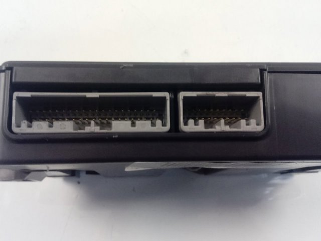  DPLA19H440AB Land Rover