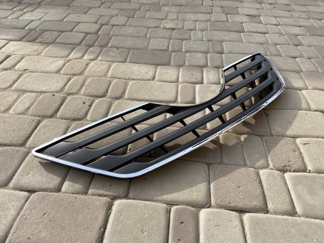 Купить 8138052 Polcar Решетка радиатора