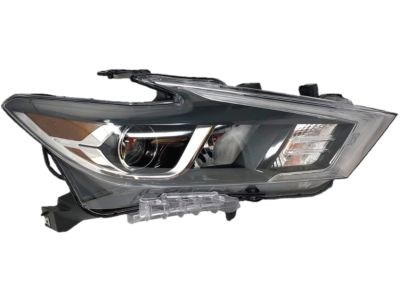 260104RF4B Nissan/Infiniti Фара передняя правая