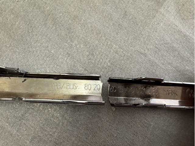 Накладка заднего бампера VAG 5618538352ZZ цена, от 30.77 USD