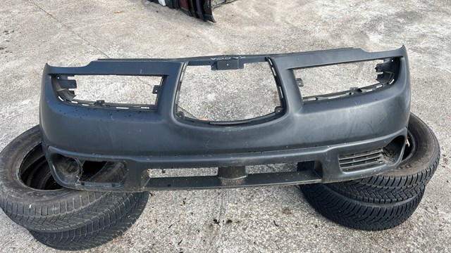 Бампер передний в сборе на Subaru Tribeca B9 