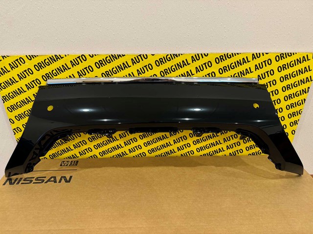 622789UF1A Nissan/Infiniti Молдинг бампера переднего, центральный
