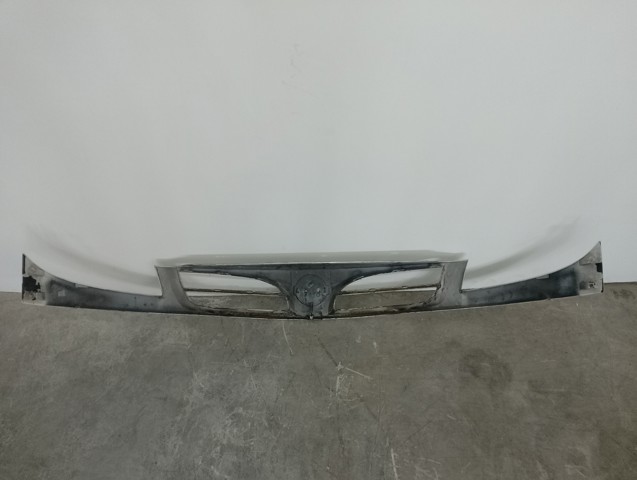 8200186288 Nissan/Infiniti Решетка радиатора