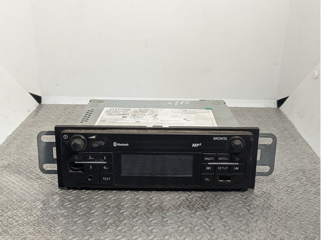 Купить 281155093R Renault (RVI) Заводская магнитола