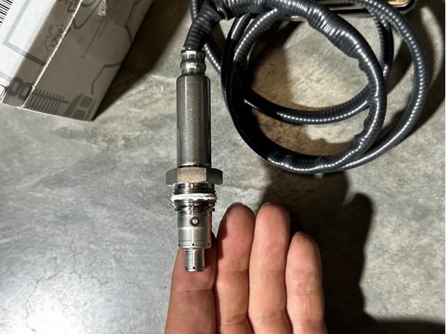 Купить A000905581287 Mercedes 