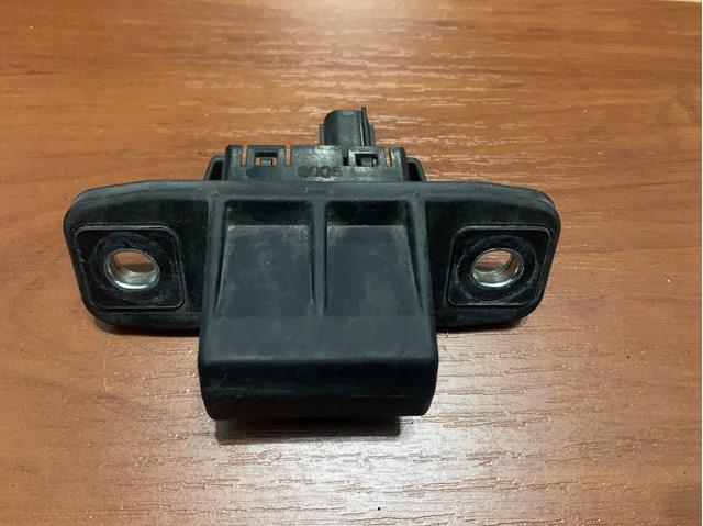 Купить KB7W624B0 Mazda Кнопка привода замка задней 3/5 двери (ляды)