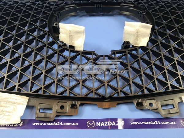 Решетка Mazda KB8A50719A