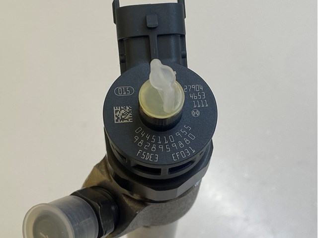 0445110749 Bosch Топливные форсунки