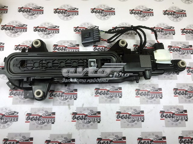 Ручка двери передней наружная левая Land Rover LR168643 цена, от 114.02 USD