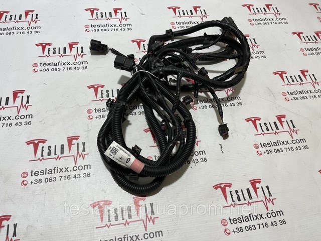 Купить 100442004R Tesla 