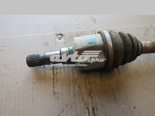 Привод правый Mitsubishi 3815A764