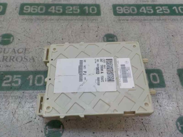 Коробка предохранителей Ford 2443670 цена, от 60.81 USD
