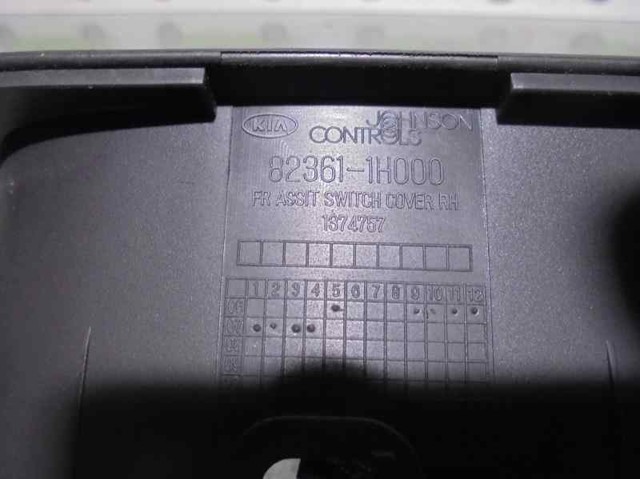  823611H000 Hyundai/Kia