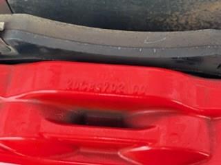 104464200F Tesla Суппорт тормозной, передний, правый