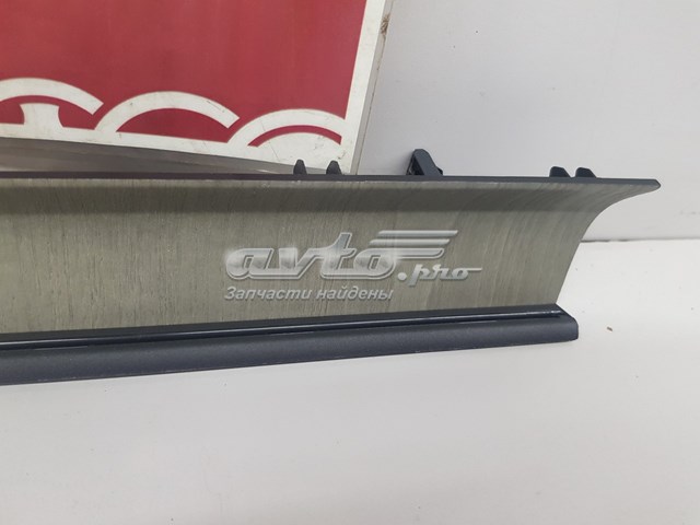 31477772 Volvo 