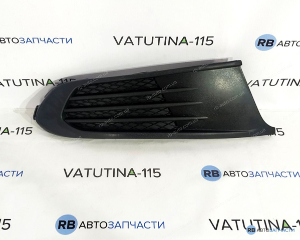 Купить FP7426912 FPS Заглушка (решетка) противотуманных фар бампера переднего правая