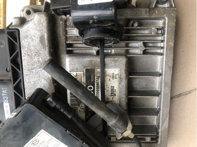 Купить 391112B060 Hyundai/Kia Электронный блок управления двигателем