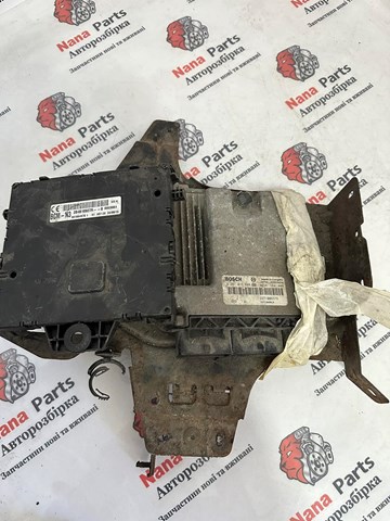 237100637R Renault (RVI) Мозги двигателя