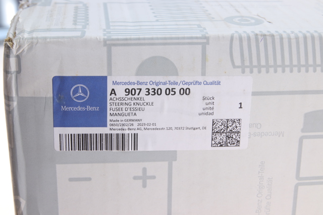 Цапфа (поворотный кулак) передний правый Mercedes 9073300500 цена, от 114.15 USD