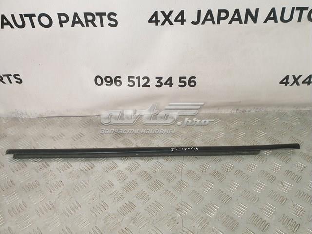  822102B000 Hyundai/Kia