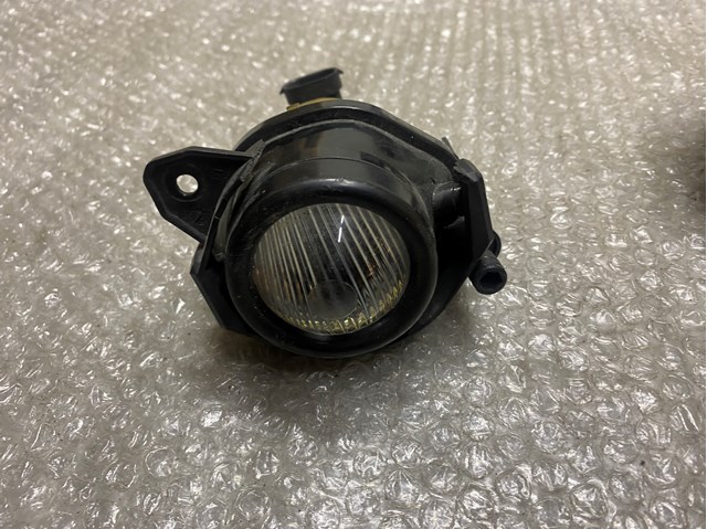 Фара противотуманная, правая General Motors 13367141 цена, от 59.24 USD