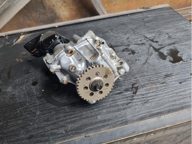 Масляный насос PY0114100 Mazda