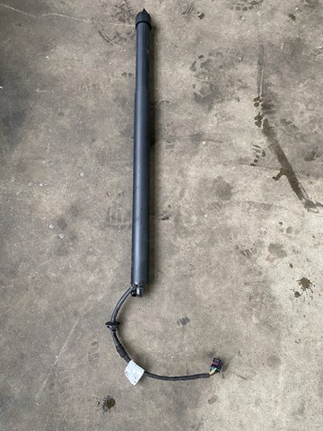 Задняя ляда Land Rover LR092014