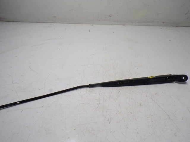  Поводок стеклоочистителя Citroen C-Elysee 