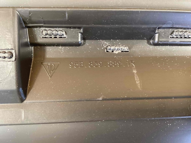 Купить 95B898565E Porsche 