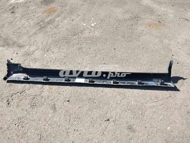 Накладка (молдинг) порога наружная правая Volvo 39791446