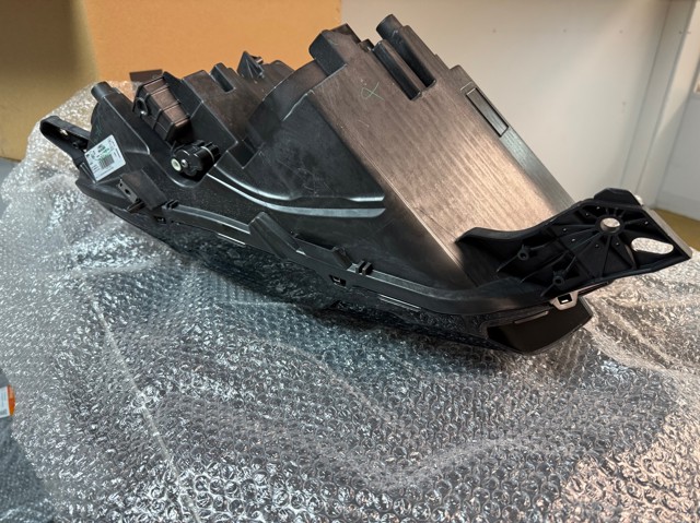 9864533680 Peugeot/Citroen 