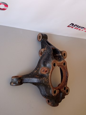 GBFN33021 Mazda Цапфа (поворотный кулак) передний правый