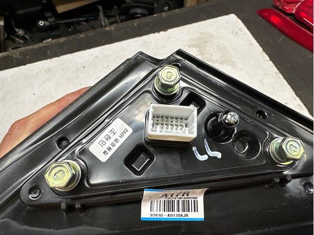 87610K0170 Hyundai/Kia Левое боковое зеркало