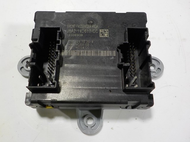 LR106149 Land Rover 