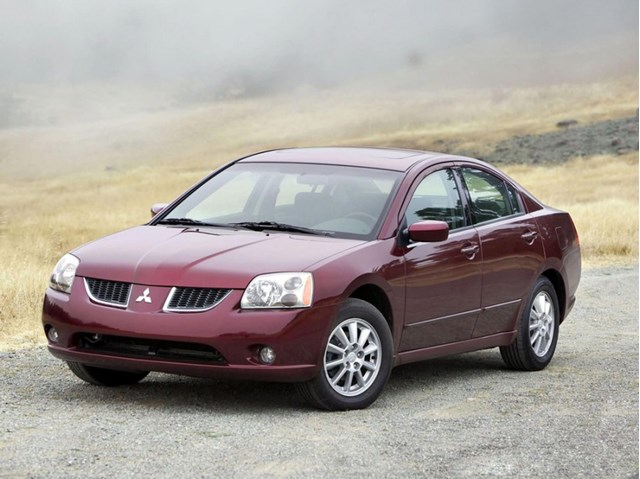  Лобовое стекло Mitsubishi Galant 9