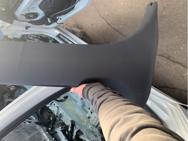  51437221001 BMW
