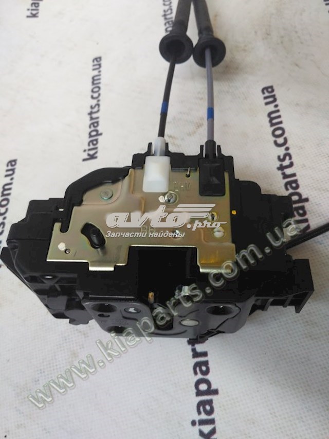 Купить 814202H010 Hyundai/Kia Замок двери задней правой