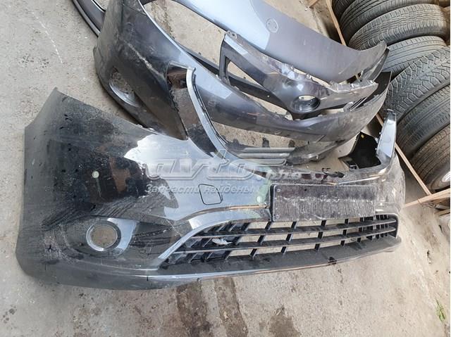 Передний бампер A4478850825 Mercedes