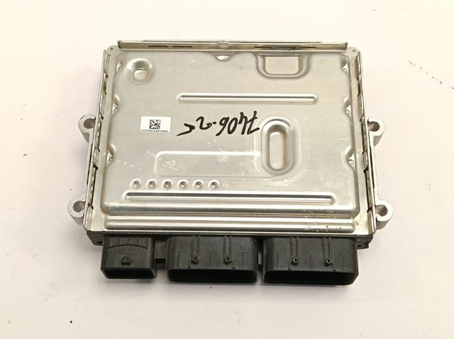 237107894S Renault (RVI) Мозги двигателя