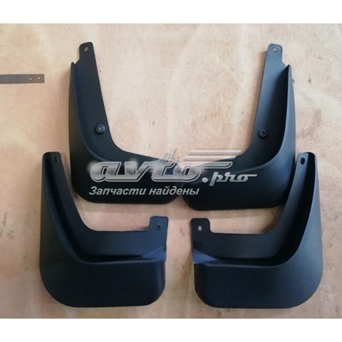 Брызговики комплект Geely 4114101270