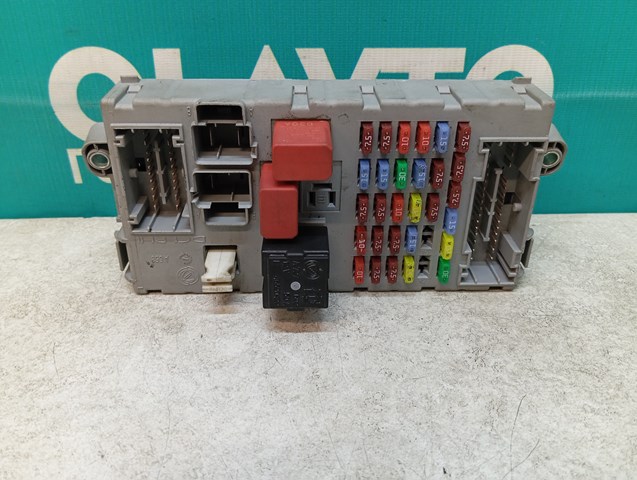 Монтажный блок Peugeot/Citroen 1369571080